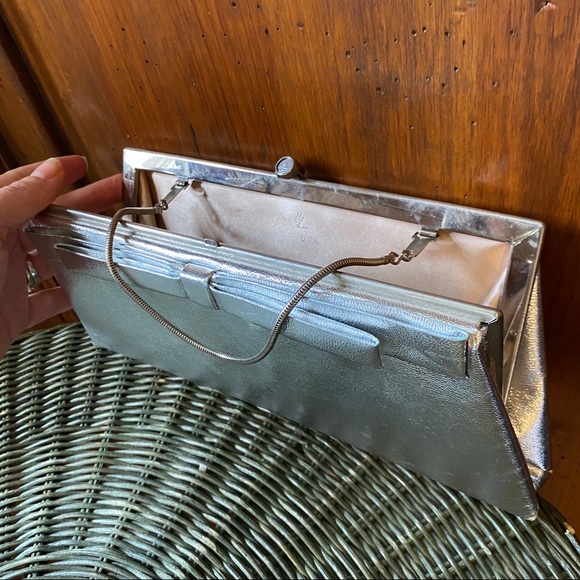Vintage Silver clutch - Picture 6 of 9